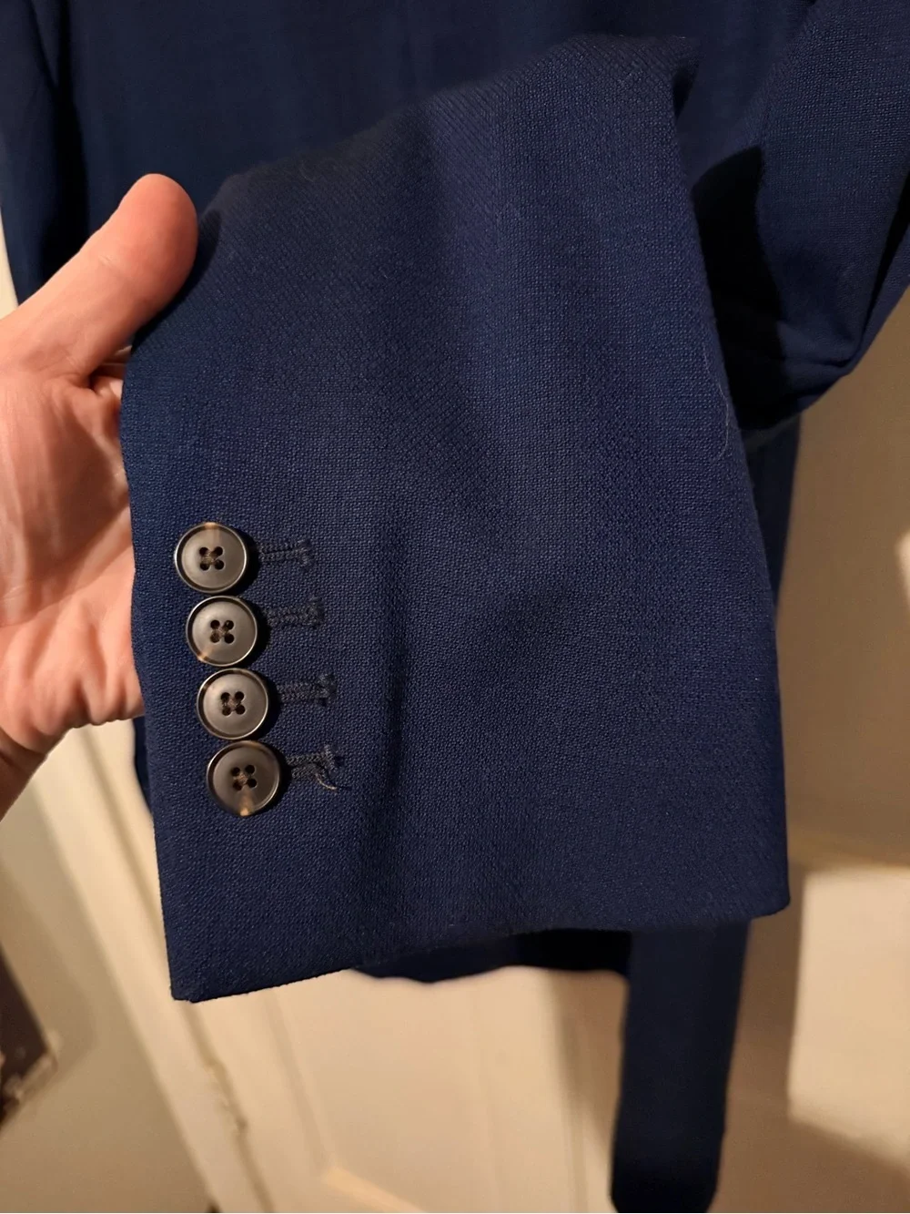 NWOT grand Os Cole Hann Navy Blazer - Classic Two-Button wool Suit Jacket 44L